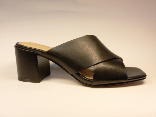 SALAMANDER (т.жен. черн. открыт.кабл. лето)