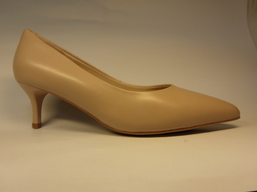 SALAMANDER (т.жен. беж.закр.классик. лето)