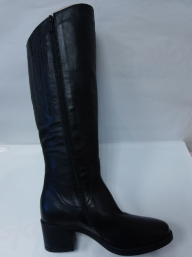 Romer (сап.жен. черн, молн.,дем/сез)