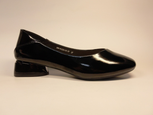 MADELLA (туф.жен. черн. лак. лето.)